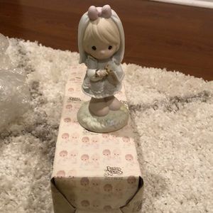 Precious Moments figurine